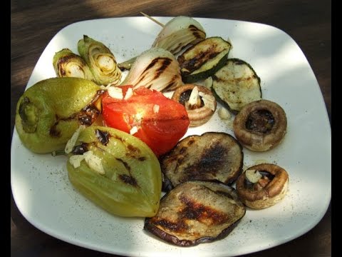 Video: Salata Od Povrća Na žaru