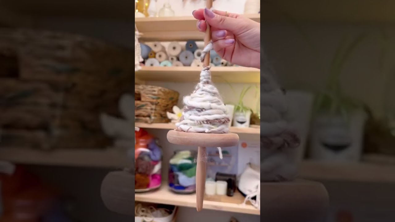 30sec art yarn spinning by drop spindle #shorts ドロップ