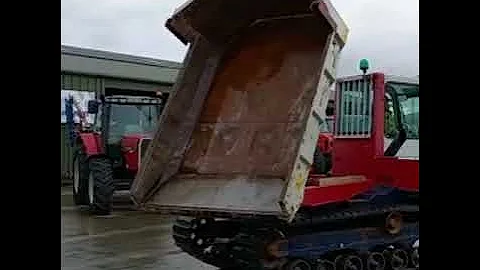 Takeuchi TCR 50 Track Dumper Video