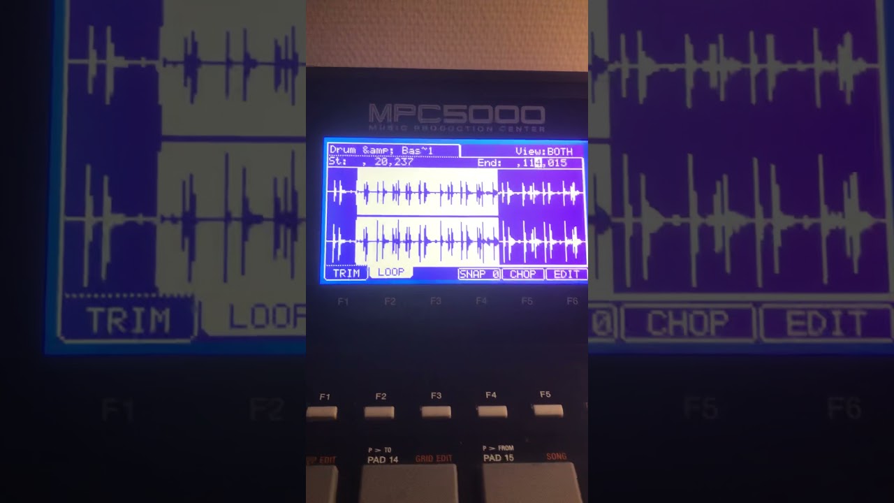 Chopping drumbreaks on mpc 5000🎼