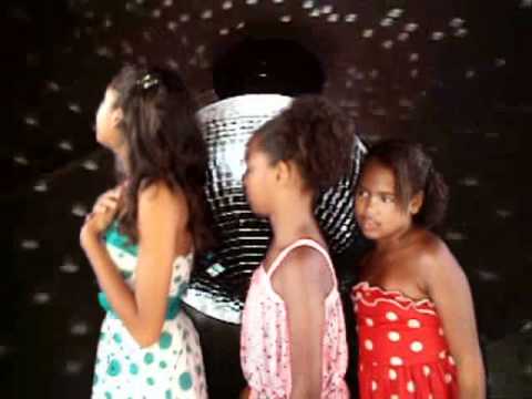 Oh Lua!- Paquitas (Imcompleto)