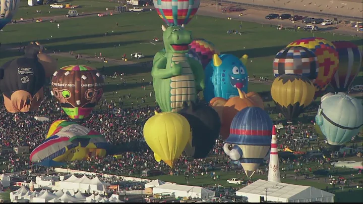 Sky News 13: Special shape balloons take off on Day 7