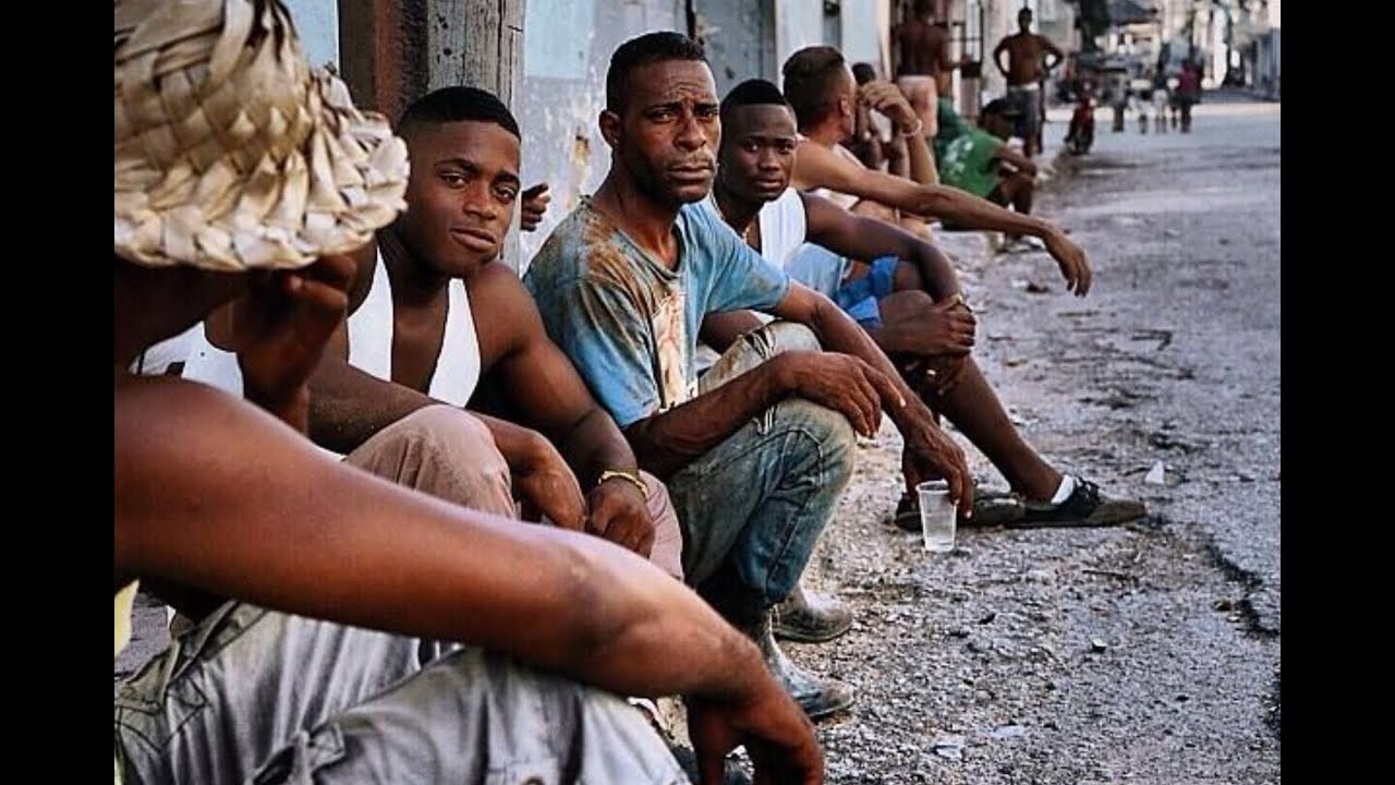 americateve | Cuba anuncia que tomará medidas con los cubanos que ni estudien ni trabajan