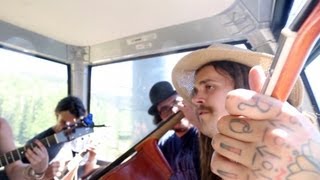 Gipsy Moon "Walk in the Sky" // Gondola Sessions chords