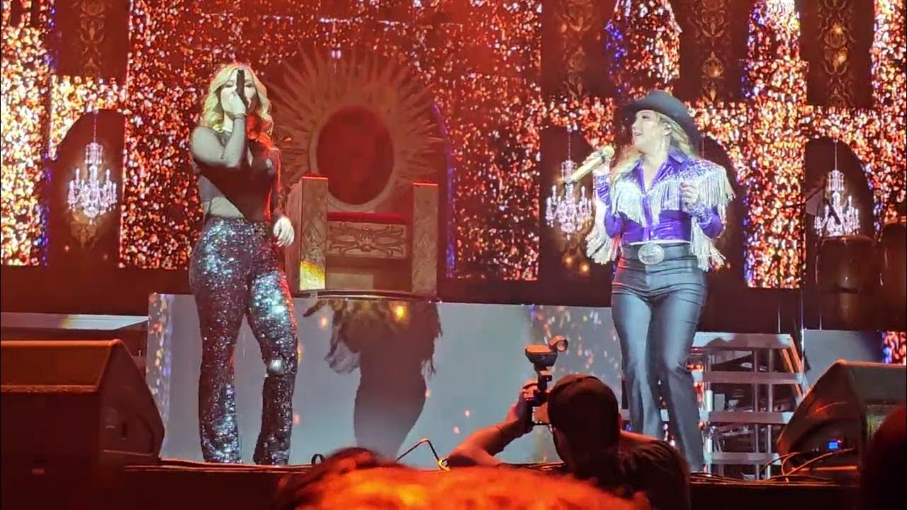 Alicia Villarreal y su hija Melanie Solo Contigo Alicia Villarreal y su hija Melanie Solo Contigo