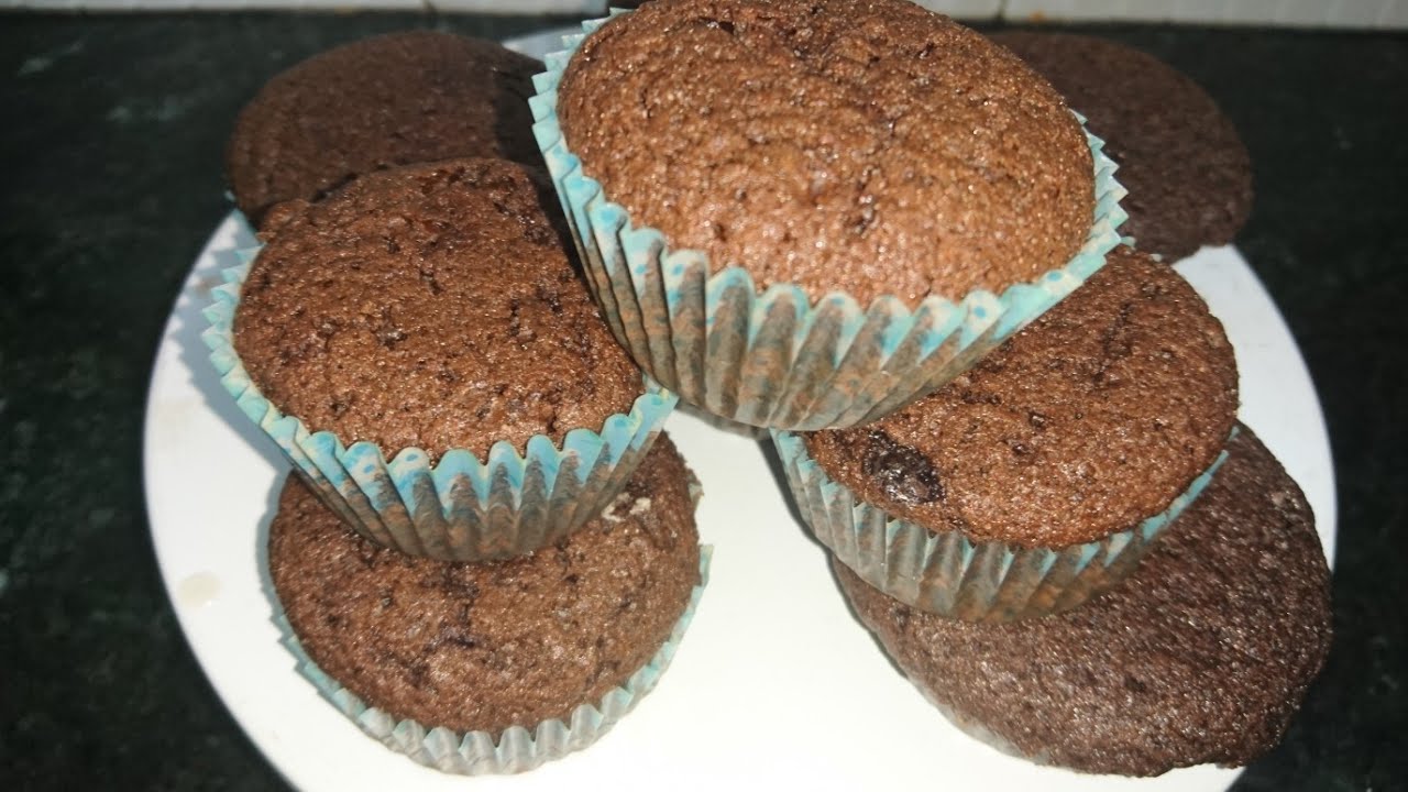 Chocolate Mud Cupcakes Hafsa Kitchen Hindi / Urdu YouTube