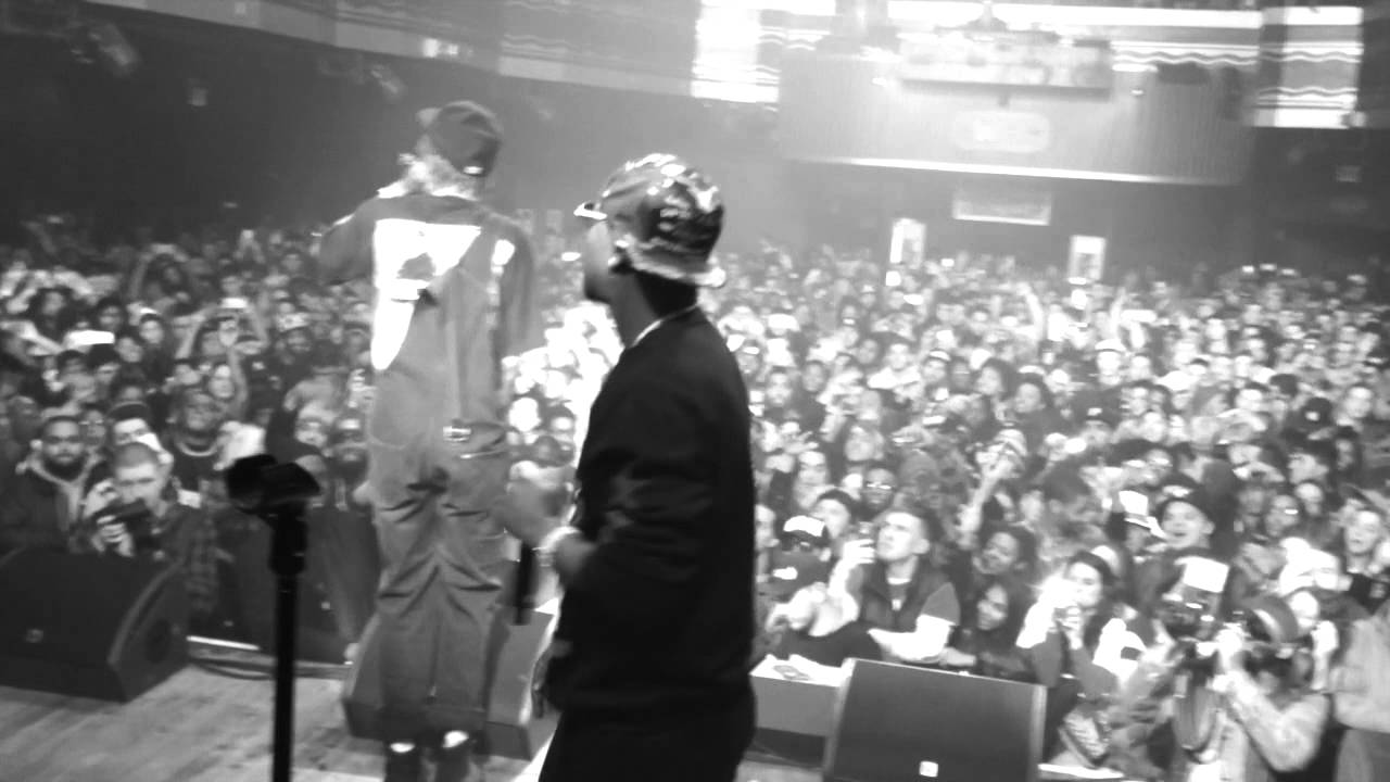Bonics on Tour: Wiz Khalifa w/ Cam'ron "The Bluff / I Really Mean it