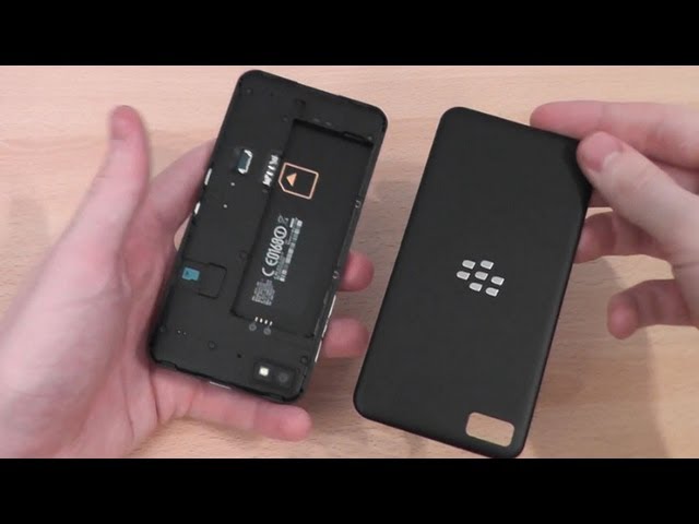 How to Open BlackBerry Z10 - Insert Battery & SIM - YouTube