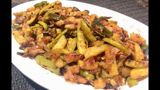 Kovakka mezhukkupuatti | Kovakka Potato Stir Fry