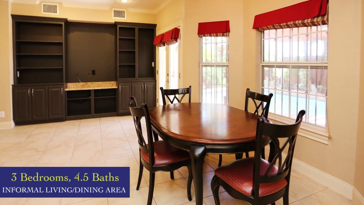 Hampton Court | Carol G. Berler