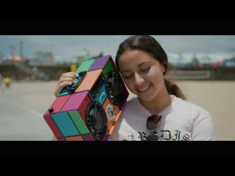 Famous Chinese singer  Lydia "Jimmy,Come on " 中国著名歌手陈红《杰米来吧》MV