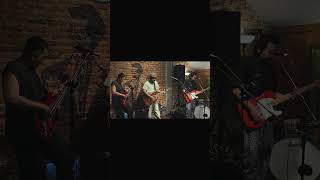 Download Lagu PRIA-PRIABERNADA - Pengen Jadi Rockstar - Live at Earhouse MP3