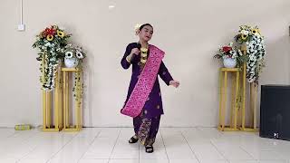 Darllyna Johan pertandingan nyanyian Solo Perempuan Sek. Rendah Karnival KK Peringkat Daerah Bau.