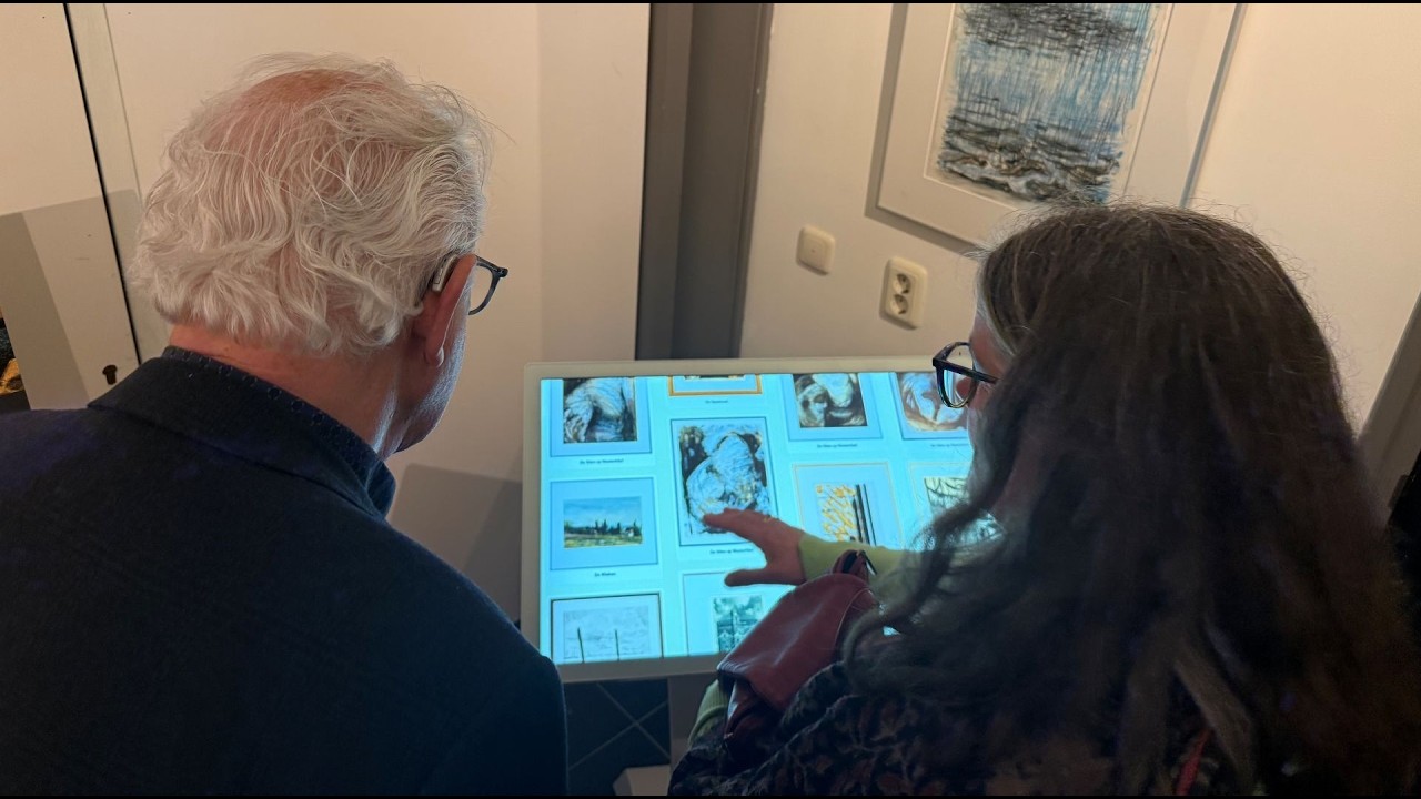 Expositie en start kunstuitleen in Museum Jan Lont