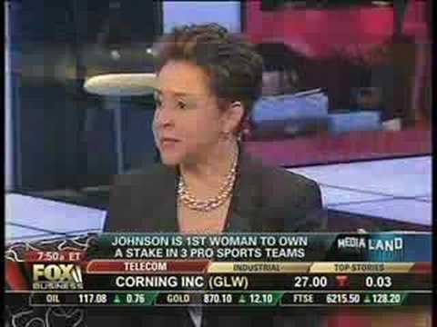 Sheila Johnson makes "A Powerful Noise" on Fox Bus...