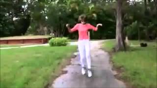 Prancercise Fitness to Drum & Bass