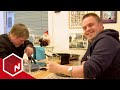 Hans og Bjørn Terje ringer kaptein Sabeltann | Tangerudbakken | discovery+ Norge