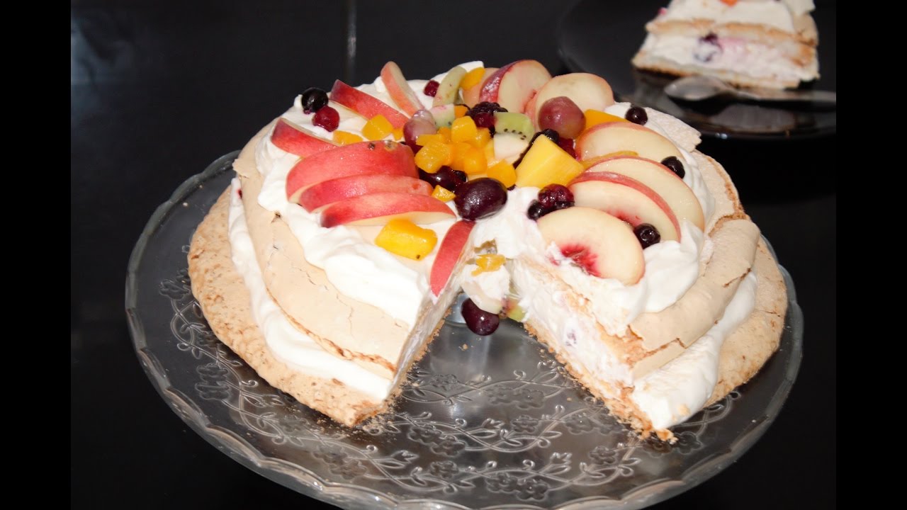 Gateau Meringue Pavlova Aux Fruits Par Quelle Recette Episode 135 Youtube