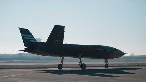 Bayraktar #KIZILELMA PT3 ✈️🚀🍎🛫 System Identification Test #NationalTechnologyInitiative 🌍🇹🇷