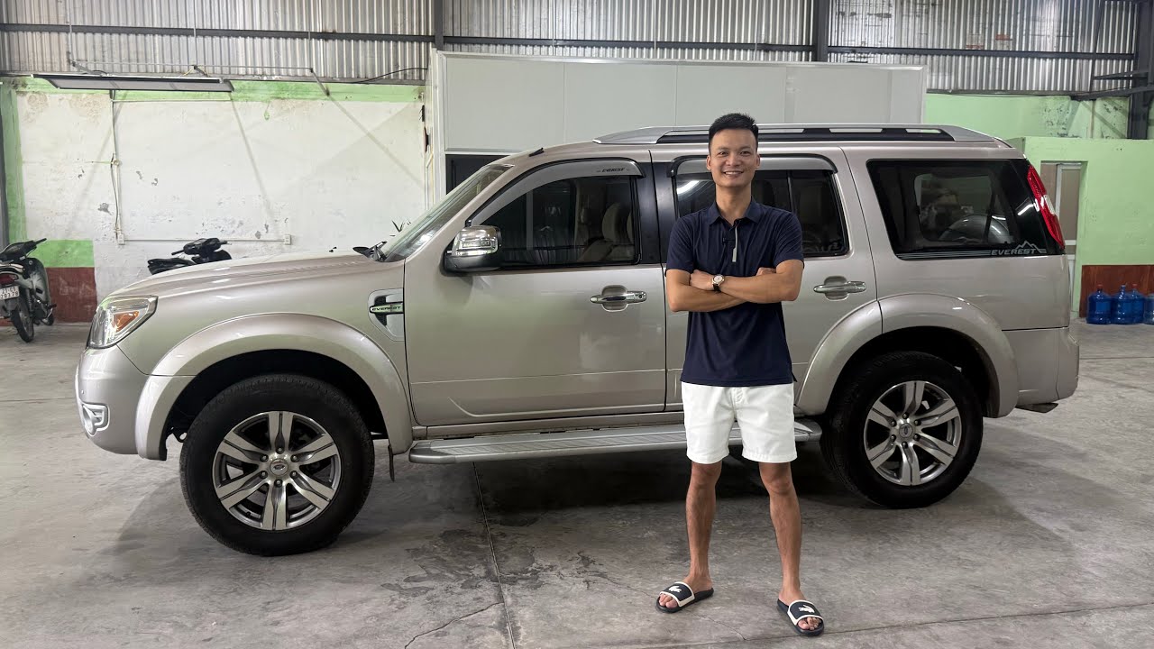 Ford Everest 2010 số tự động em lại mới về mời các bác - 0971372686