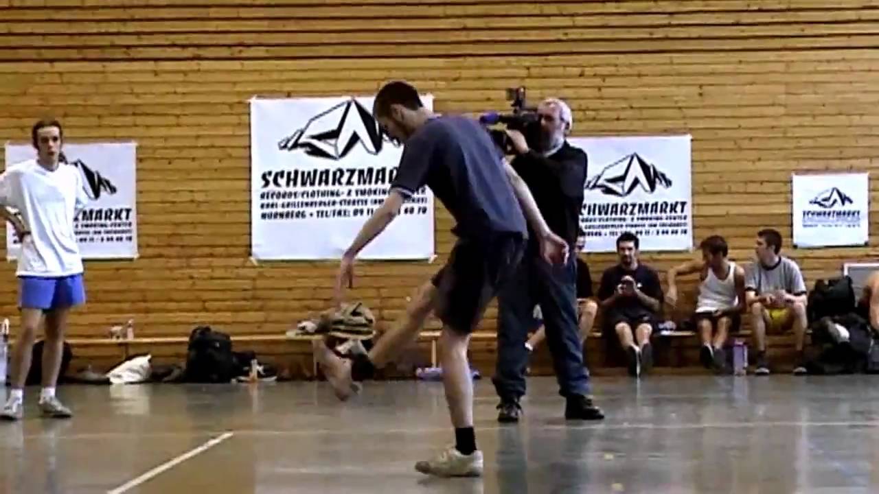 Footbag Freestyle   Hacky Sack   Do It !!!