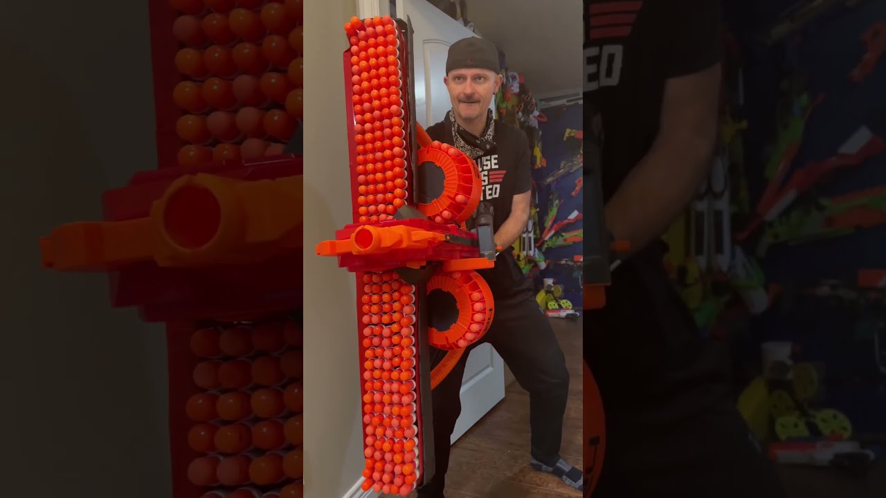 NERF HEAVY WEAPONS GUY 5 Shorts