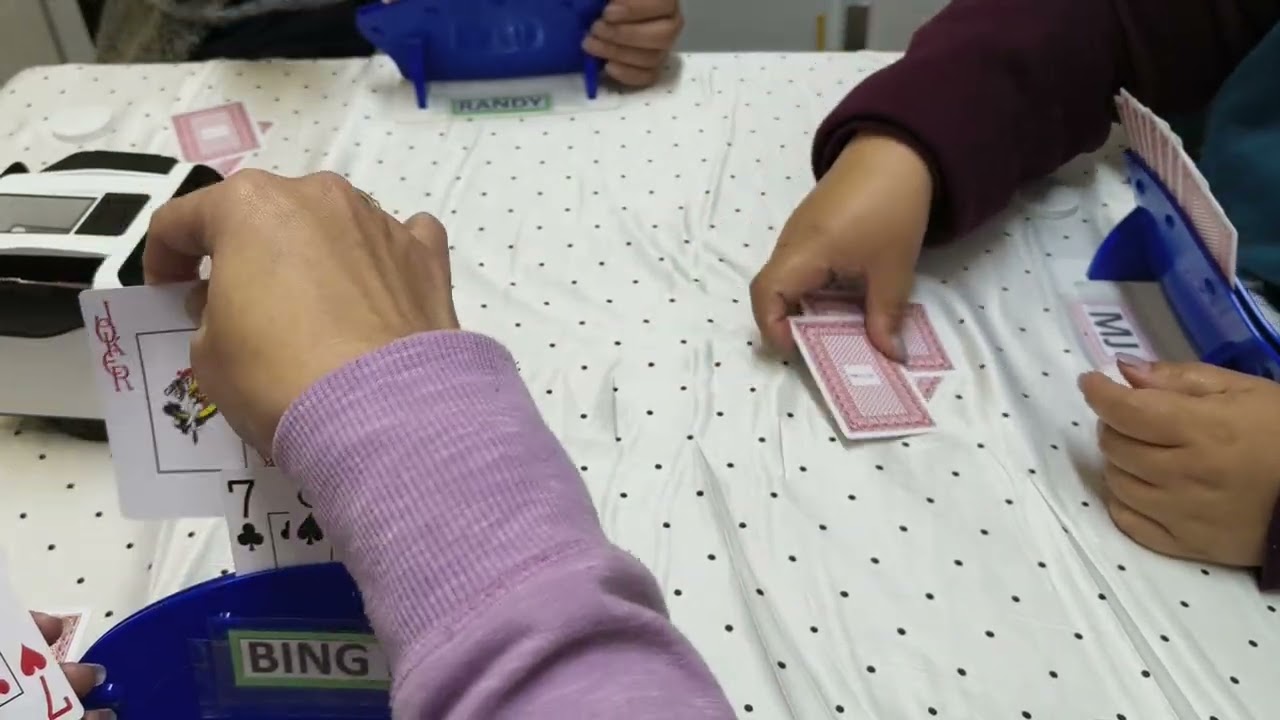 Tong Its time!August 29,2025