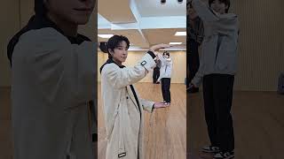 Cool poses for trios #TRENDZ #트렌드지 #HAVIT #LEON #YOONWOO