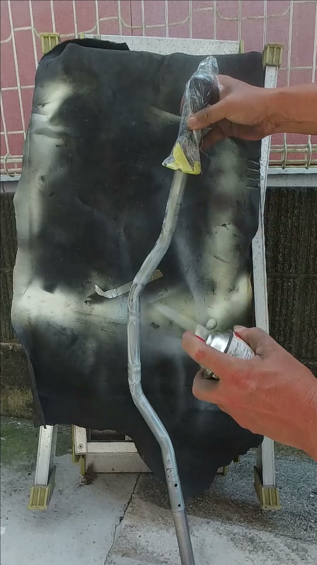 Painting the Tricker's Handlebars #MotorcyclePainting #SprayPaint