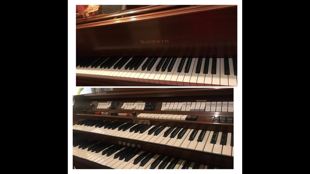 Calvin Yawn plays hymns