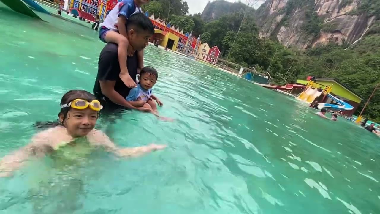 Berenang  di harau 09-11-2024