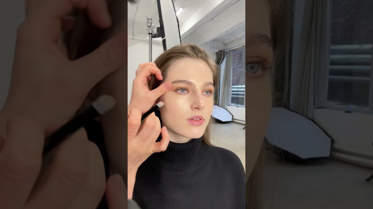 Кремовые тени для голубых глаз Mac « Ground Work »