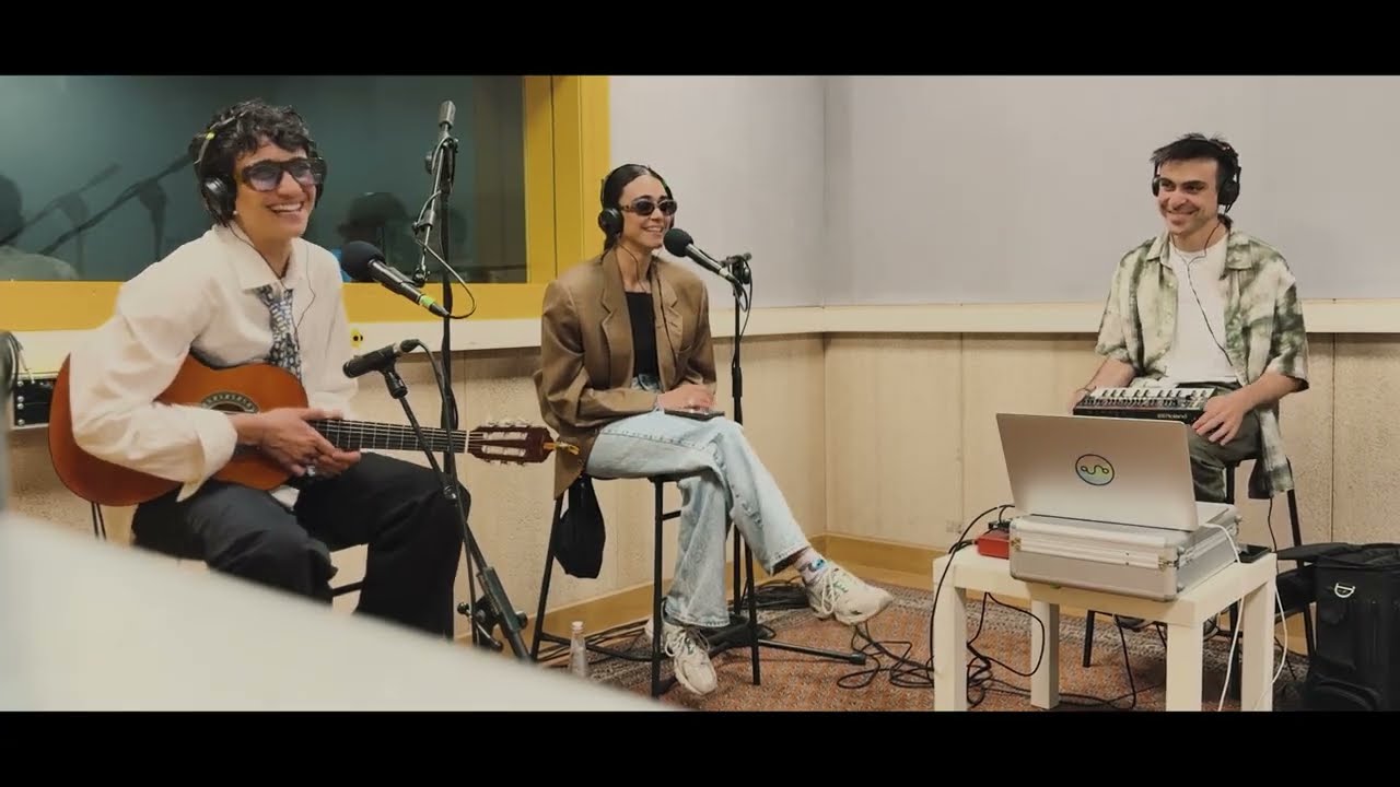 Moyre - (D)istanti live x Radio Popolare + Intervista