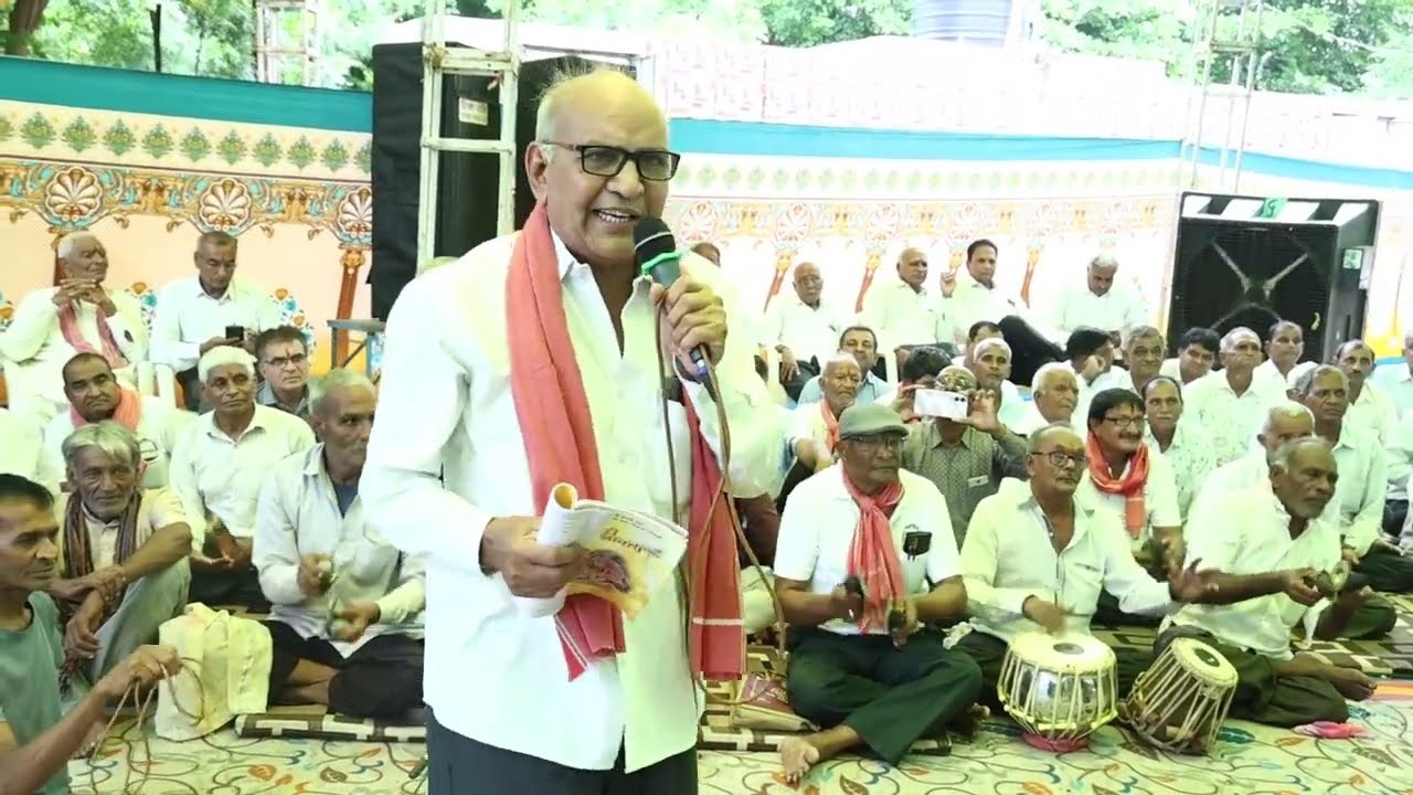 જાસ્કા ગામે ગુરૂજી હરિદાસજી મહારાજ મંદિરે ભજન સંધ્યા. ગાયક - સિપોર - ખાનપુર - કરશનપુરા મંડળ ભાગ - ૪