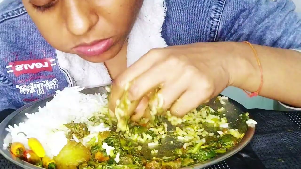 EXTREME SPICY 🥵 NEPALI FOOD EATING |SAAG AND RICE, RED CHILLI,🌶️ ACHAR |MUKBANG VIDEO|