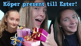 Vi köper födelsedagspresent åt Ester | VLOGG