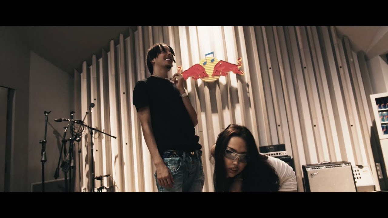 Watch negatiiv OG - DIAMANTEN (OFFICIAL VIDEO) | prod. Young Taylor on YouTube Watch negatiiv OG - DIAMANTEN (OFFICIAL VIDEO) | prod. Young Taylor on YouTube