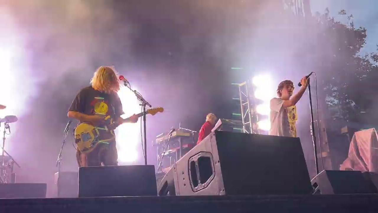 Royel Otis - Moody - Aug 6, 2025 - Pioneer Square - Portland, OR