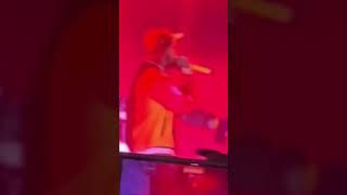 Anuel AA Que YovngChimi lo escuché en Puerto Rico ( Estamos en Ecuador 🇪🇨 ) #anuel #llnm2 #short