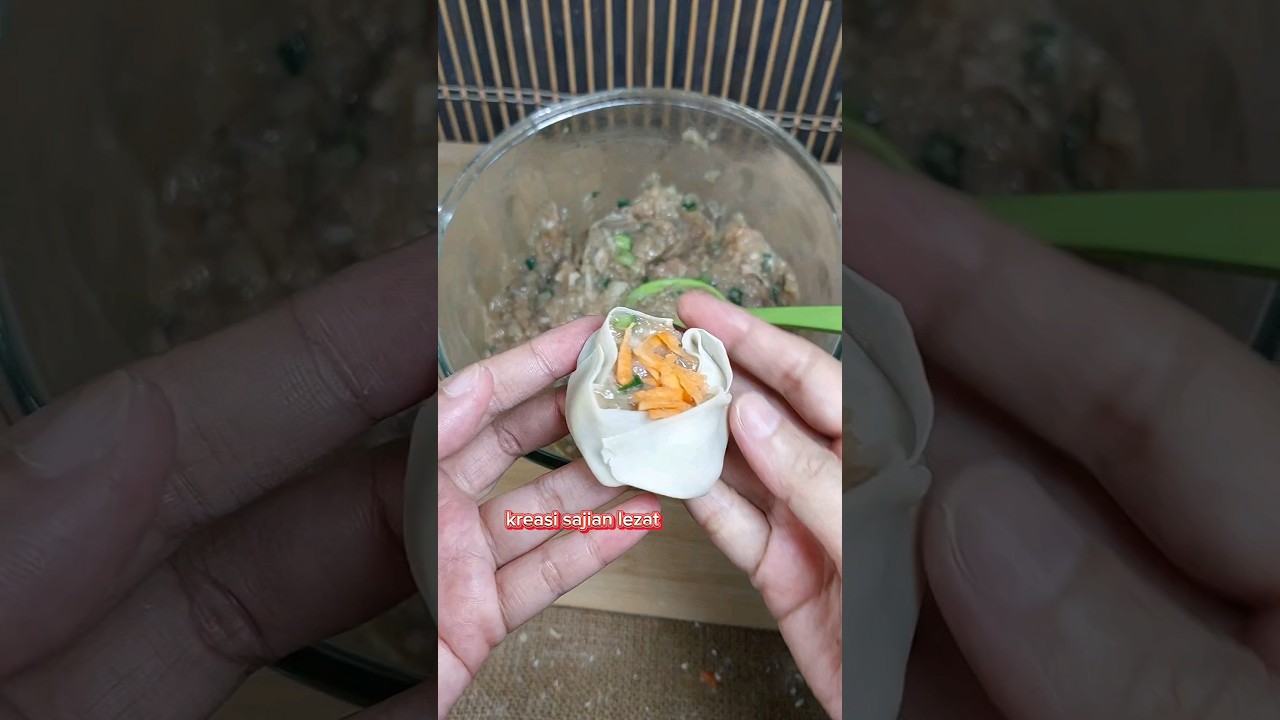 DIJAMIN LANGSUNG BISA, MELIPAT DIMSUM PAKAI KULIT PANGSIT SEGIEMPAT 