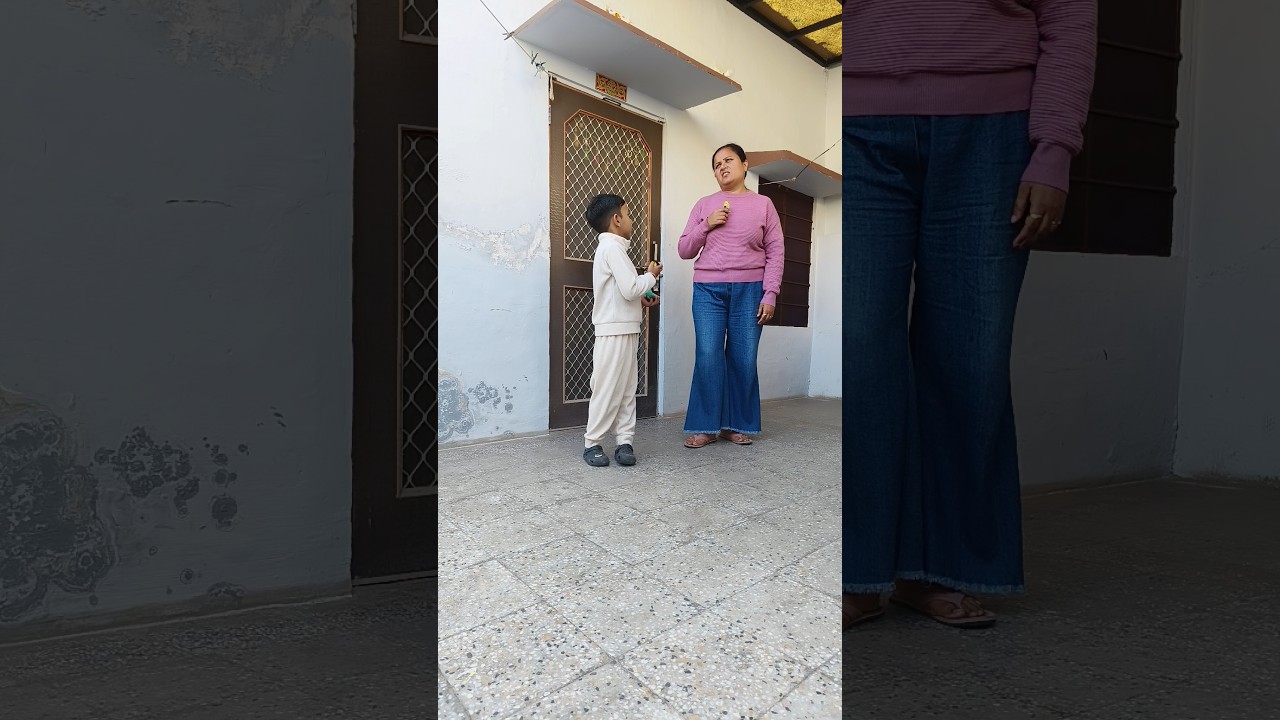 Mumma knha gayab ho gyi 🤣🤣 