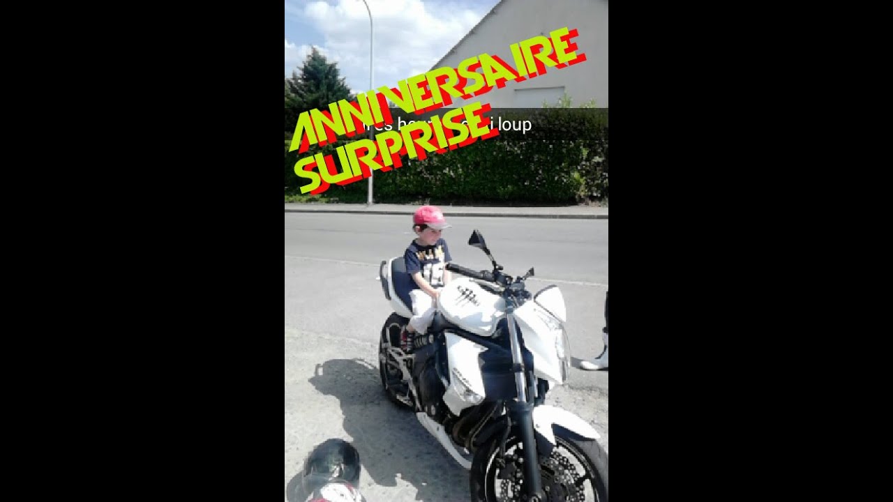 Un cadeau motard, anniversaire Mino MotoVlog YouTube