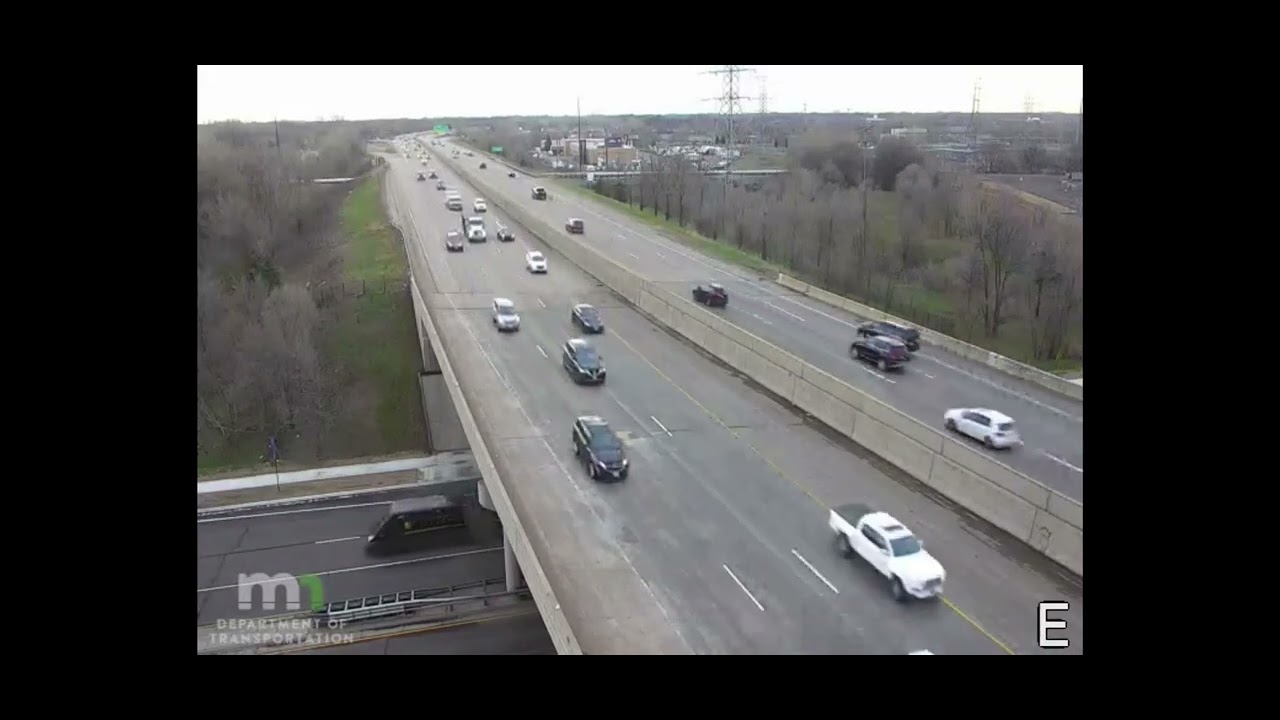 Eastbound Amtrak 8 at Coon Rapids, MN on MNDOT traffic cameras YouTube