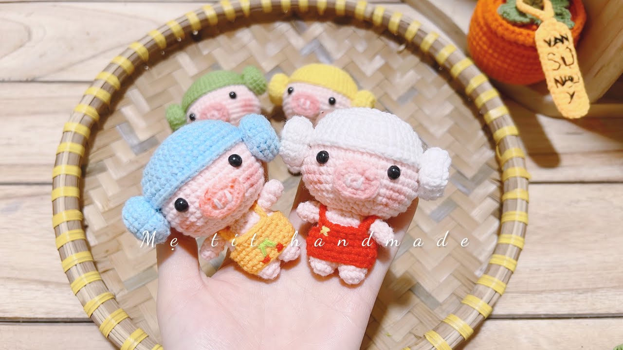 Hướng dẫn móc chú heo tắm dễ thương | móc khoá heo | mẹ tít handmade