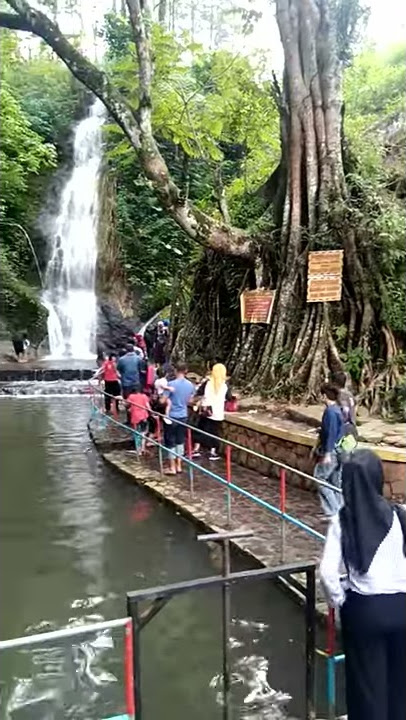 Air Terjun Roro Kuning Nganjuk Jawa Timur
