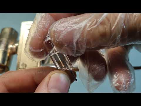 How to change a bulb / DIY 💡💡💡💡💡