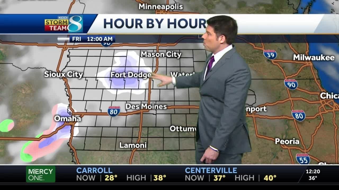 Scattered snow showers before a beautiful weekend - YouTube