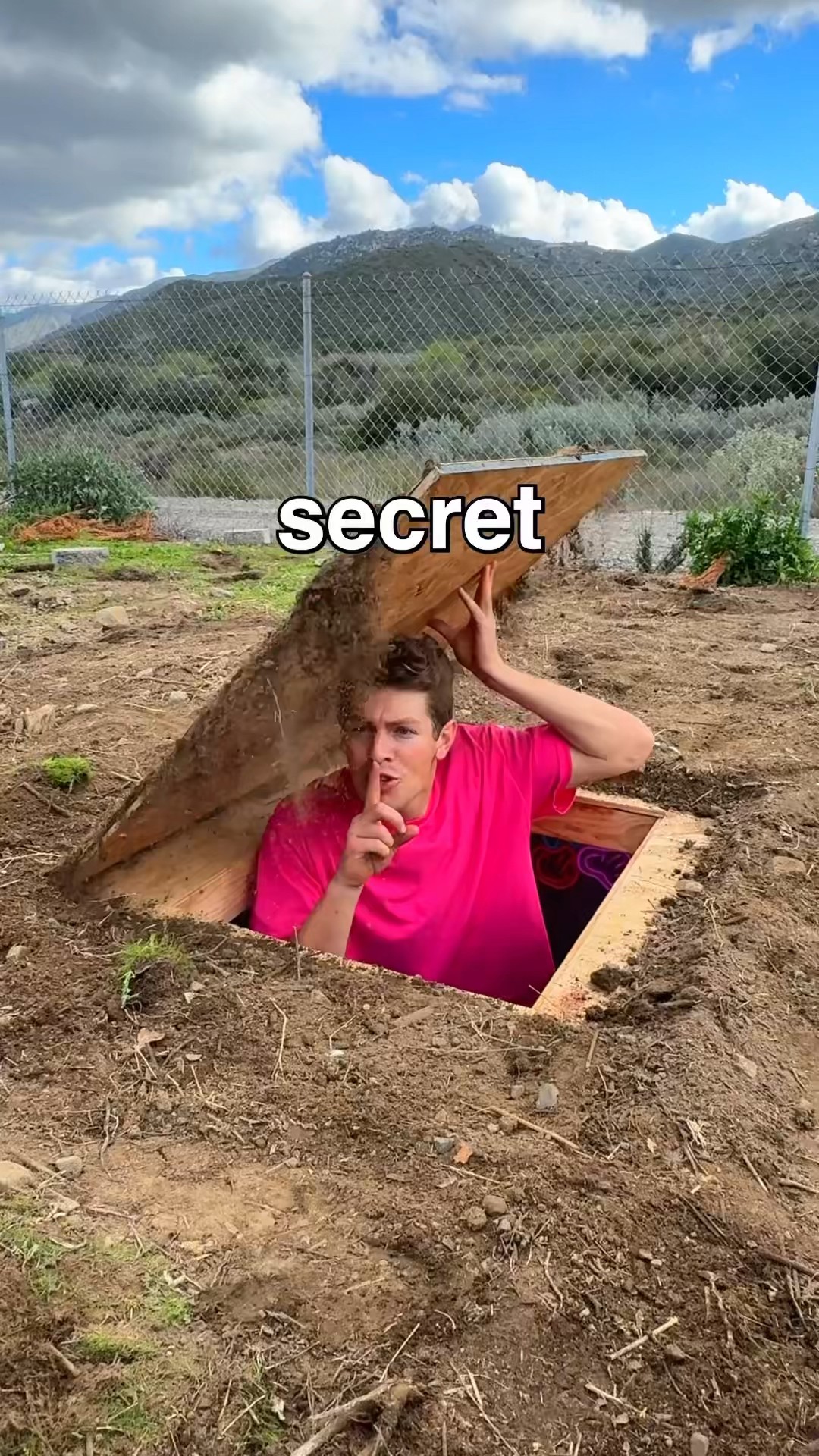 Secret Bunker VS Bounty Hunter!?⚠️