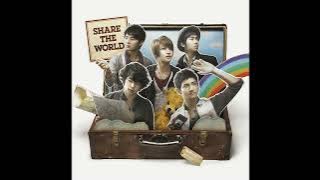 Tohoshinki (東方神起) - Share The World (One Piece Opening 11)