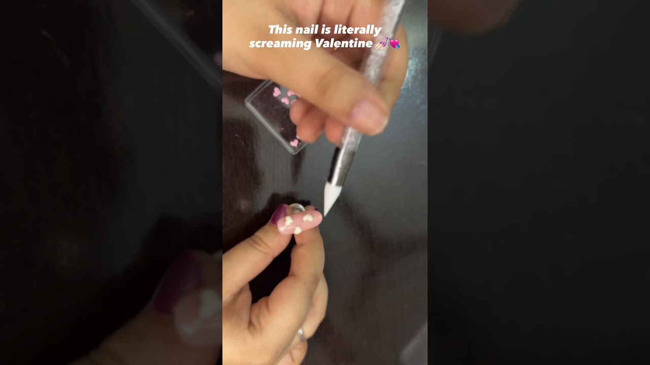 Easy Valentine nail tutorial 💅🏻💘